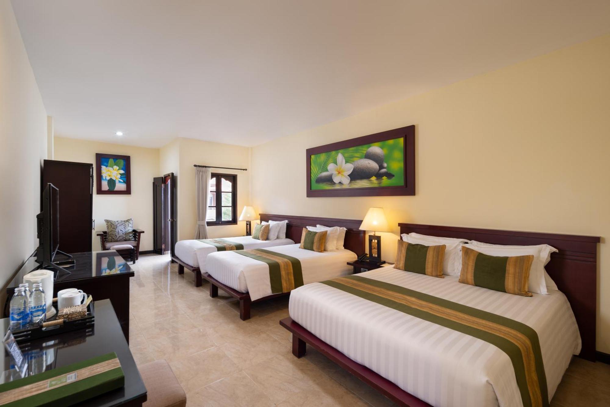 Adi Dharma Kuta Hotel 4*